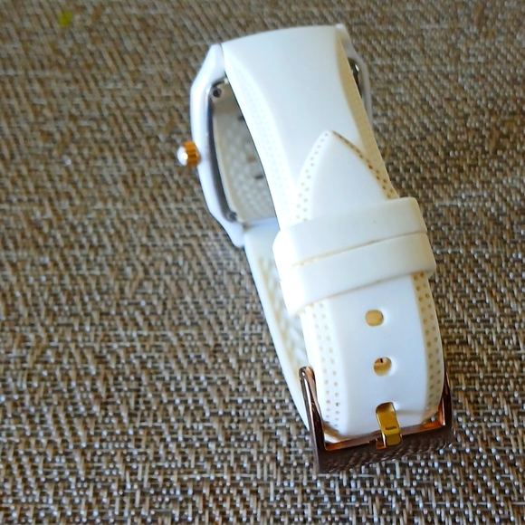 TKO Orlogi Ceramic Watch - Picture 3 of 7